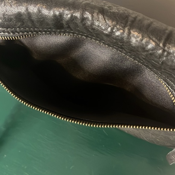 Maxon Collection Genuine Leather Black Crossbody Bag with Detachable Chain Strap - Picture 13 of 16